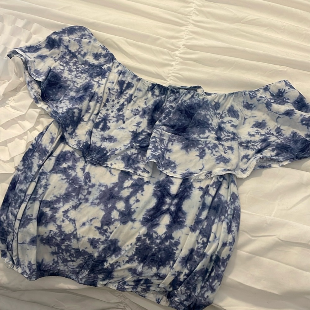 Off shoulder tie dye  t-shirt